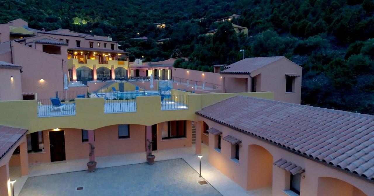 Sosventos Village Hotel Teulada Ngoại thất bức ảnh
